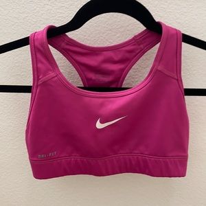Nike Pro Sports Bra